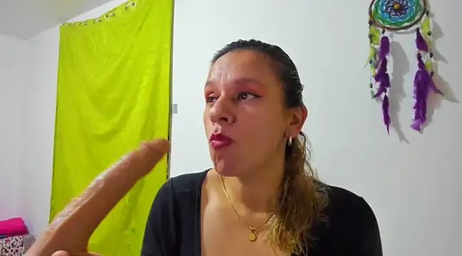 sofi saliva2511 online show from February 3, 2025, 1:30 pm