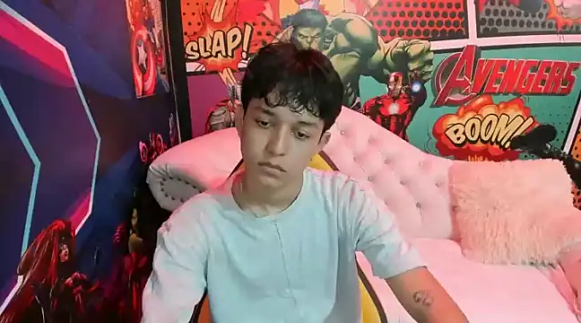 jisuscat online show from January 17, 2025, 7:05 pm