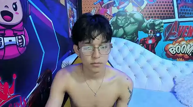 jisuscat online show from February 6, 2025, 10:10 pm