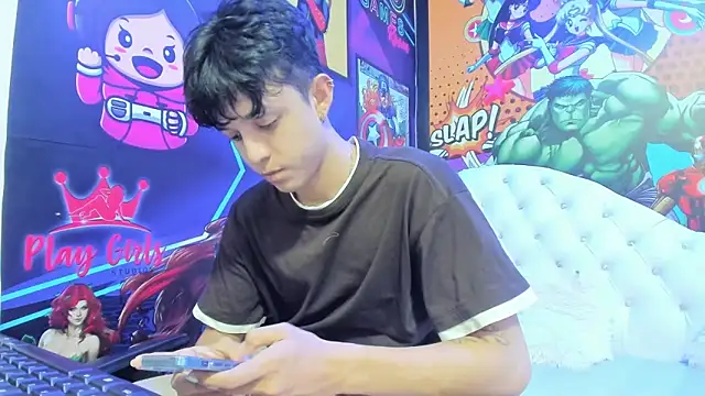 jisuscat online show from March 1, 2025, 1:22 am