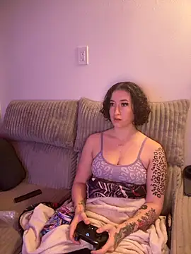 ParkerGYATT online show from April 14, 2026, 11:44 pm