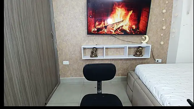 sexy melany xxx online show from December 22, 2024, 9:11 am