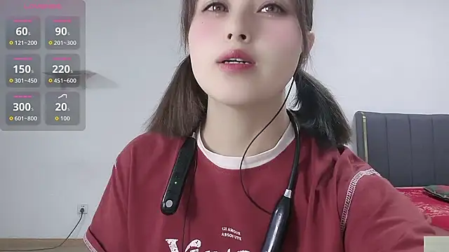 Lucky-xiuxiu online show from September 10, 2025, 1:22 pm