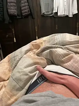 gamdschie49 online show from October 21, 2025, 7:14 pm