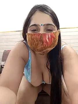 shreya1765 online show from February 8, 2025, 11:22 am