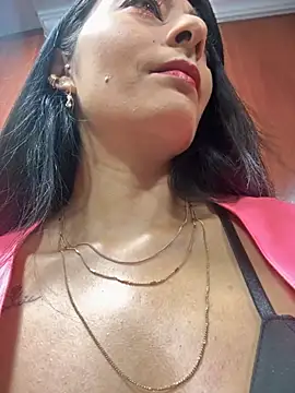 BELLA--26 online show from October 28, 2025, 1:58 pm