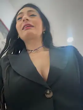 BELLA--26 online show from October 30, 2025, 1:45 pm