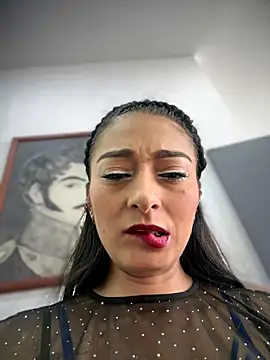 BELLA--26 online show from November 30, 2025, 1:26 pm