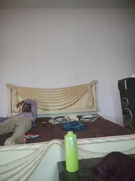 MAGNETICDADDY8 online show from September 30, 2025, 1:54 am