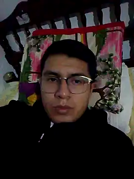Snapshot of RODRI_POLLADURA chatting on January 4, 2025, 3:18 am RODRI POLLADURA online show from January 4, 2025, 3:18 am