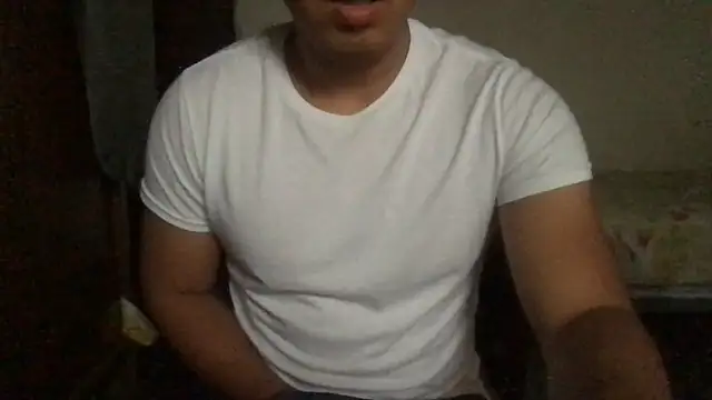Snapshot of RODRI_POLLADURA chatting on October 9, 2025, 1:42 pm RODRI POLLADURA online show from October 9, 2025, 1:42 pm