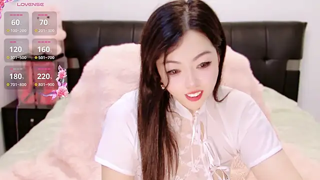 Snapshot of Mi--Manchi chatting on June 23, 2026, 12:36 pm Mi--Manchi online show from June 23, 2026, 12:36 pm