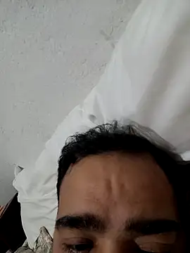 manterei2 online show from November 14, 2025, 6:34 am