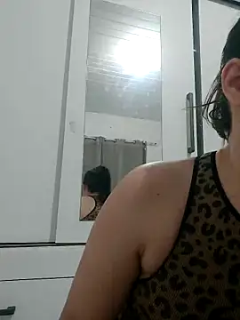 camillebr online show from December 16, 2025, 12:04 am