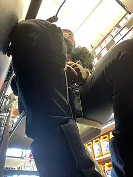 Snapshot of Yoshibaby2670 chatting on February 20, 2025, 9:09 pm Yoshibaby2670 online show from February 20, 2025, 9:09 pm