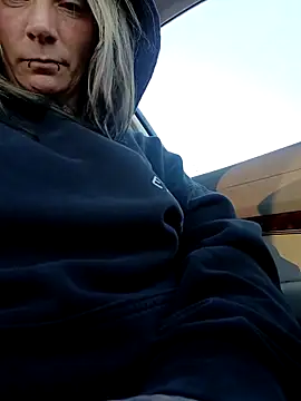 RaBbiTt530 online show from April 20, 2026, 2:20 pm