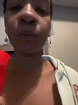 lunalustycumslut online show from February 10, 2025, 11:45 pm