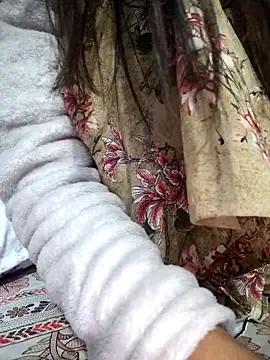 Snapshot of 124pakhi chatting on December 15, 2025, 9:24 am 124pakhi online show from December 15, 2025, 9:24 am