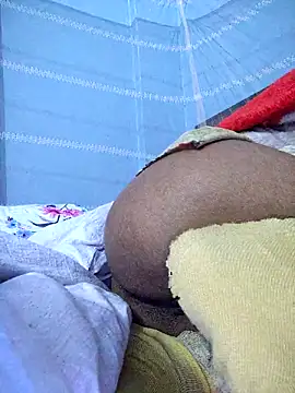 Snapshot of 124pakhi chatting on January 5, 2026, 5:27 pm 124pakhi online show from January 5, 2026, 5:27 pm