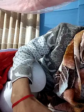 Snapshot of 124pakhi chatting on January 7, 2026, 1:57 pm 124pakhi online show from January 7, 2026, 1:57 pm