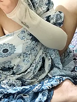 mallupriyapriya online show from February 8, 2026, 5:16 pm