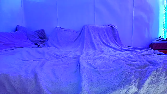 Amira bayby online show from September 21, 2025, 2:46 am