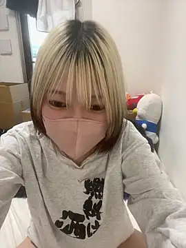 Hikaru-chan online show from February 7, 2025, 10:20 pm