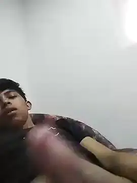 twinkmilk  online show from March 6, 2025, 5:00 pm