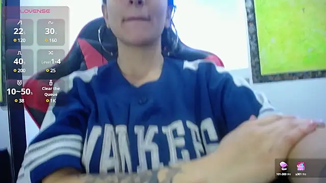 Anniee x online show from February 26, 2025, 1:30 pm