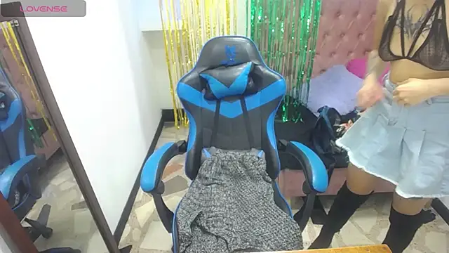 Anniee x online show from March 15, 2025, 6:43 pm