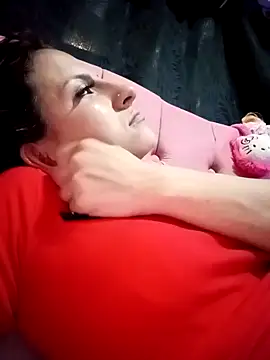 Anniee x online show from April 8, 2026, 1:38 am