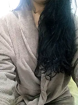 Paoolla online show from October 31, 2025, 1:12 pm