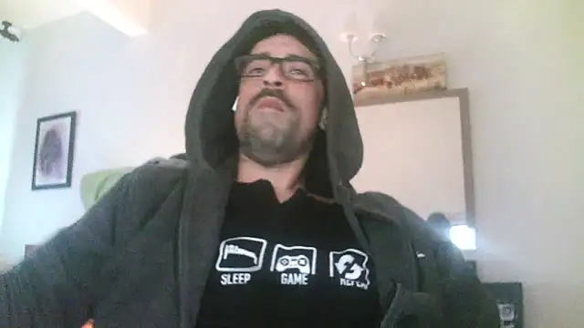 Patrickhound online show from February 5, 2025, 4:58 pm