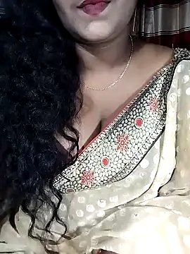 YERY HOT online show from October 10, 2025, 5:23 pm