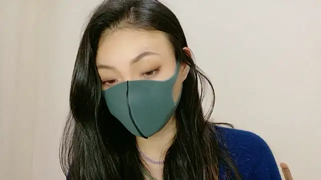 Snapshot of Mary-JP chatting on November 3, 2025, 9:54 am Mary-JP online show from November 3, 2025, 9:54 am