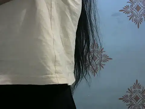 Misha Sweett online show from April 12, 2026, 12:32 pm