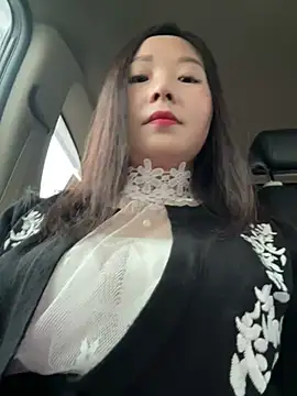 SSSniang- online show from February 21, 2025, 4:18 am