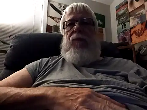 Snapshot of Futura_intx chatting on October 29, 2025, 12:46 am Futura intx online show from October 29, 2025, 12:46 am