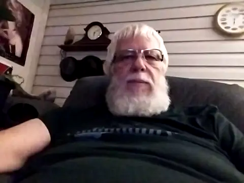 Snapshot of Futura_intx chatting on November 7, 2025, 12:10 am Futura intx online show from November 7, 2025, 12:10 am