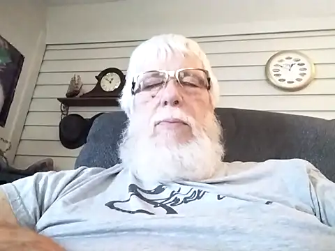 Snapshot of Futura_intx chatting on November 7, 2025, 6:52 pm Futura intx online show from November 7, 2025, 6:52 pm