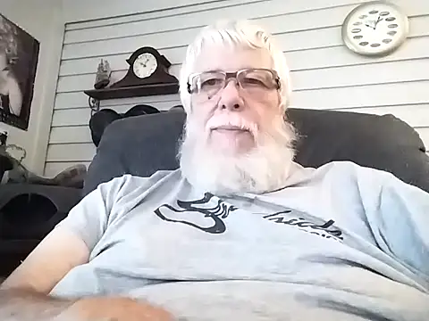 Snapshot of Futura_intx chatting on November 9, 2025, 4:05 pm Futura intx online show from November 9, 2025, 4:05 pm