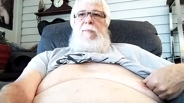 Snapshot of Futura_intx chatting on December 2, 2025, 7:31 pm Futura intx online show from December 2, 2025, 7:31 pm