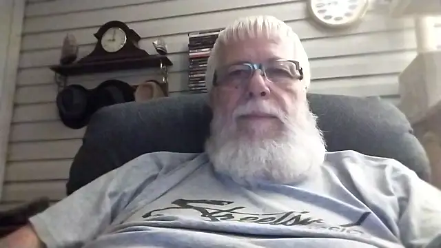 Snapshot of Futura_intx chatting on January 13, 2026, 3:01 am Futura intx online show from January 13, 2026, 3:01 am