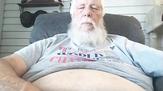 Snapshot of Futura_intx chatting on February 1, 2026, 8:18 pm Futura intx online show from February 1, 2026, 8:18 pm