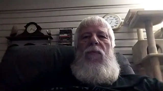 Snapshot of Futura_intx chatting on February 7, 2026, 1:20 am Futura intx online show from February 7, 2026, 1:20 am