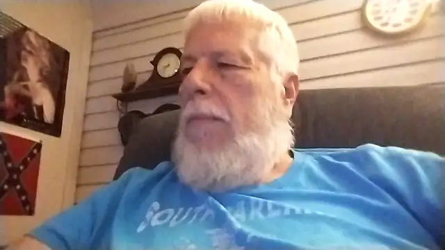 Snapshot of Futura_intx chatting on March 4, 2026, 2:39 am Futura intx online show from March 4, 2026, 2:39 am