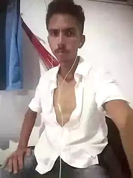 MagrinhoSaradoo online show from March 10, 2025, 7:07 pm