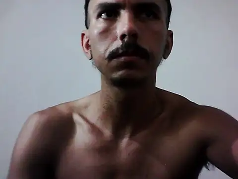 MagrinhoSaradoo online show from November 17, 2025, 9:04 am