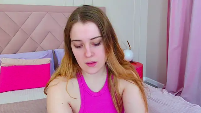 EllieGarson online show from March 15, 2025, 5:04 pm