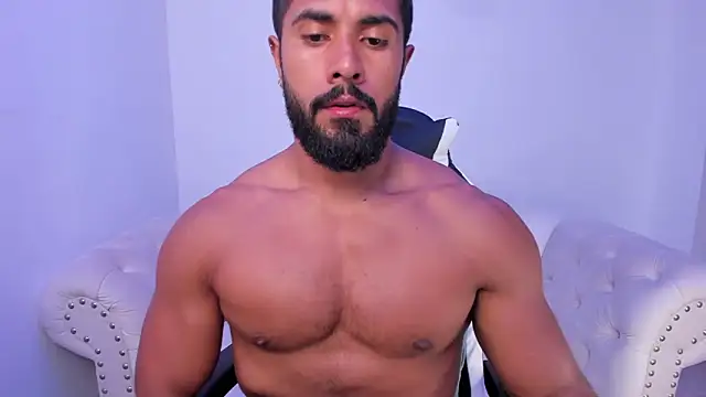 Santiago huntt online show from October 7, 2025, 10:51 pm